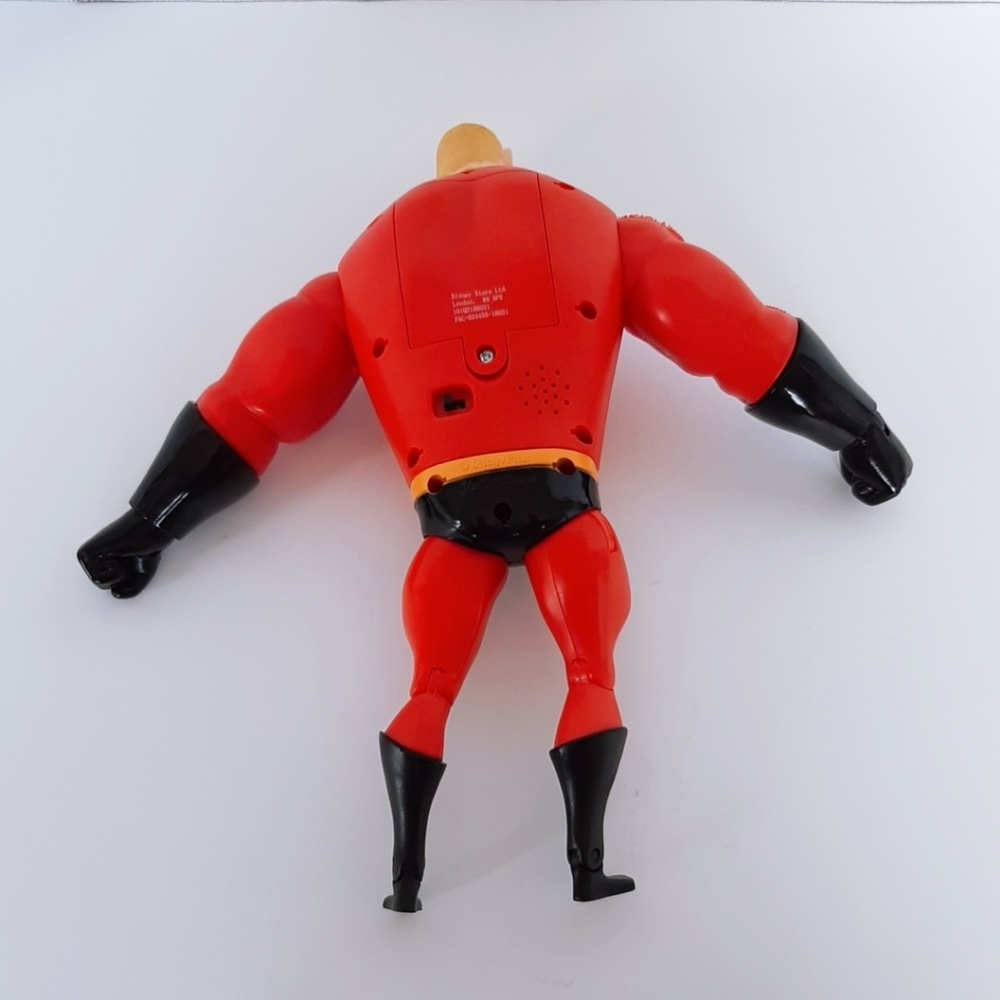 Mr. Incredible Figure - Picture 2 of 3
